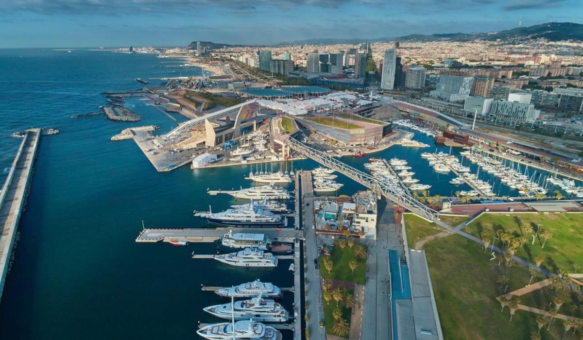 فندق Diagonal Mar Sailboat سان أدريان دي بيزوس المظهر الخارجي الصورة